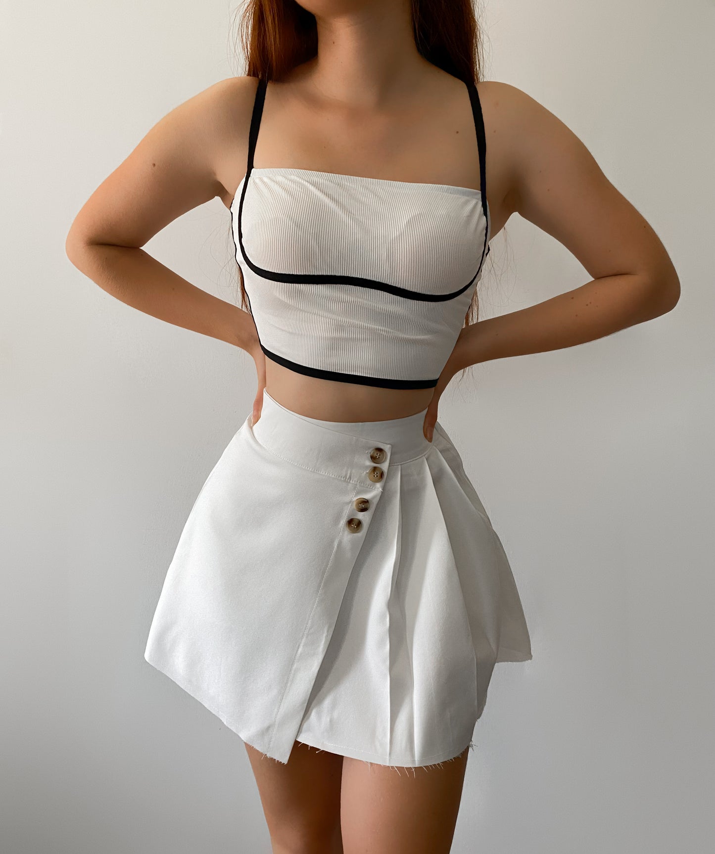 Falda short blanca