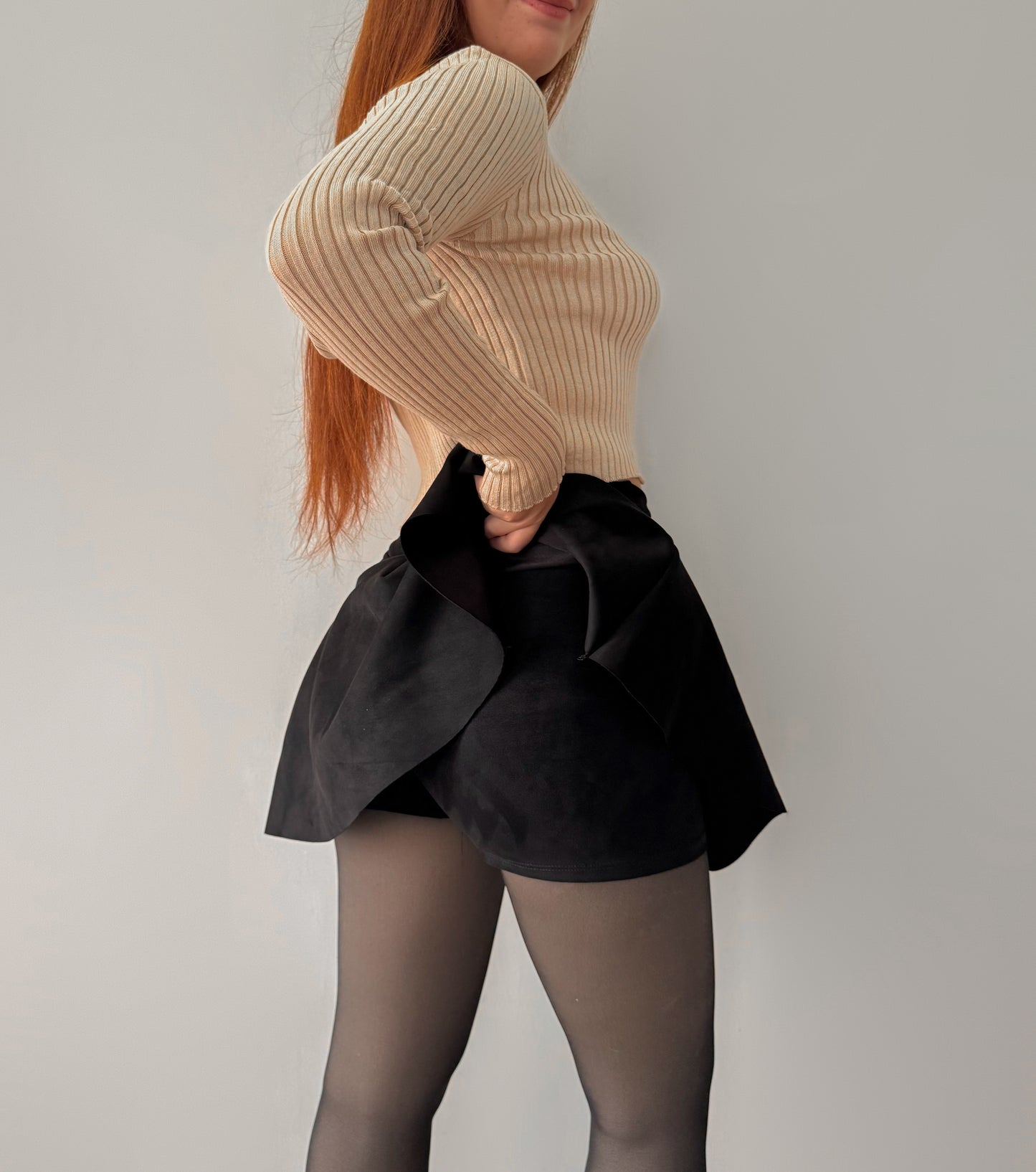 Falda short gamuza