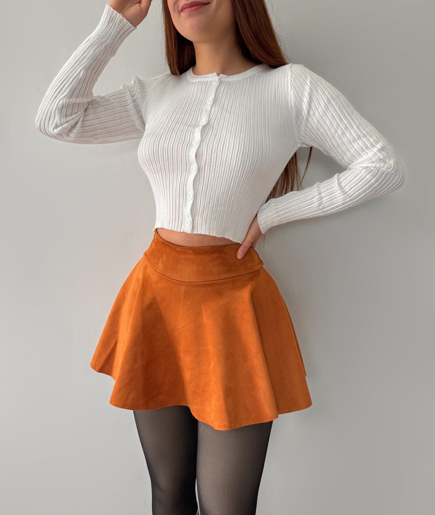 Falda short gamuza