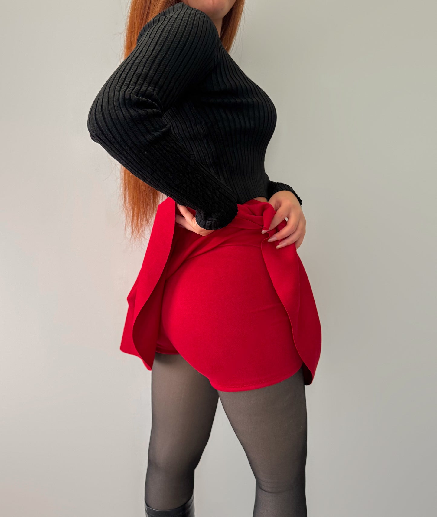 Falda short gamuza