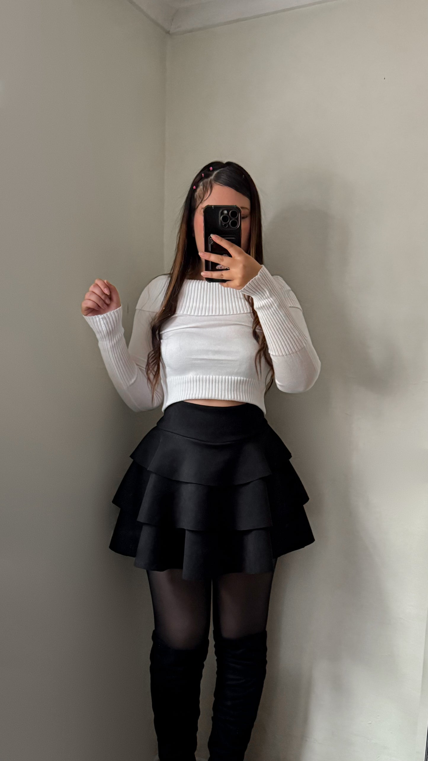 Falda short gamuza negra