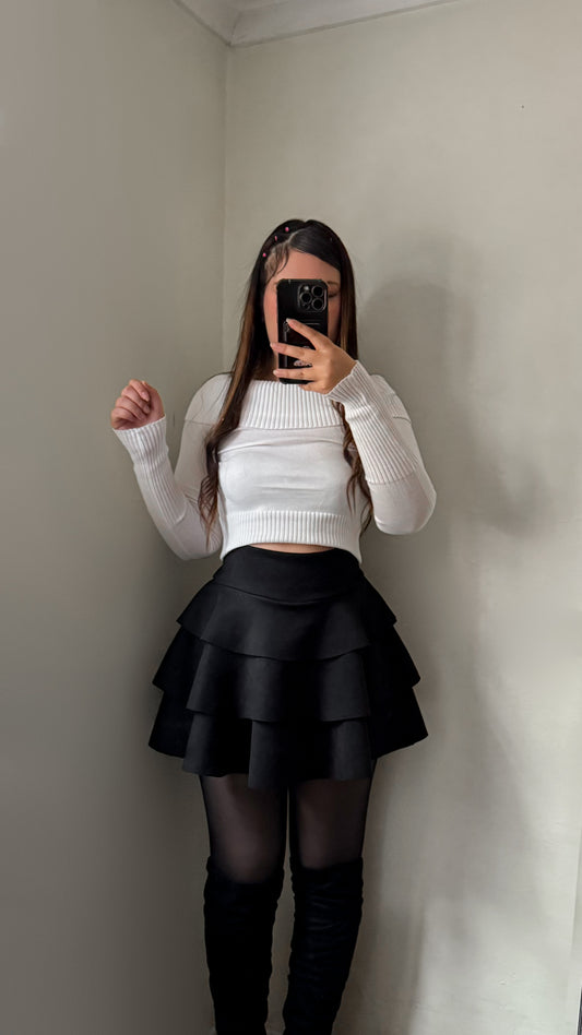 Falda short gamuza negra